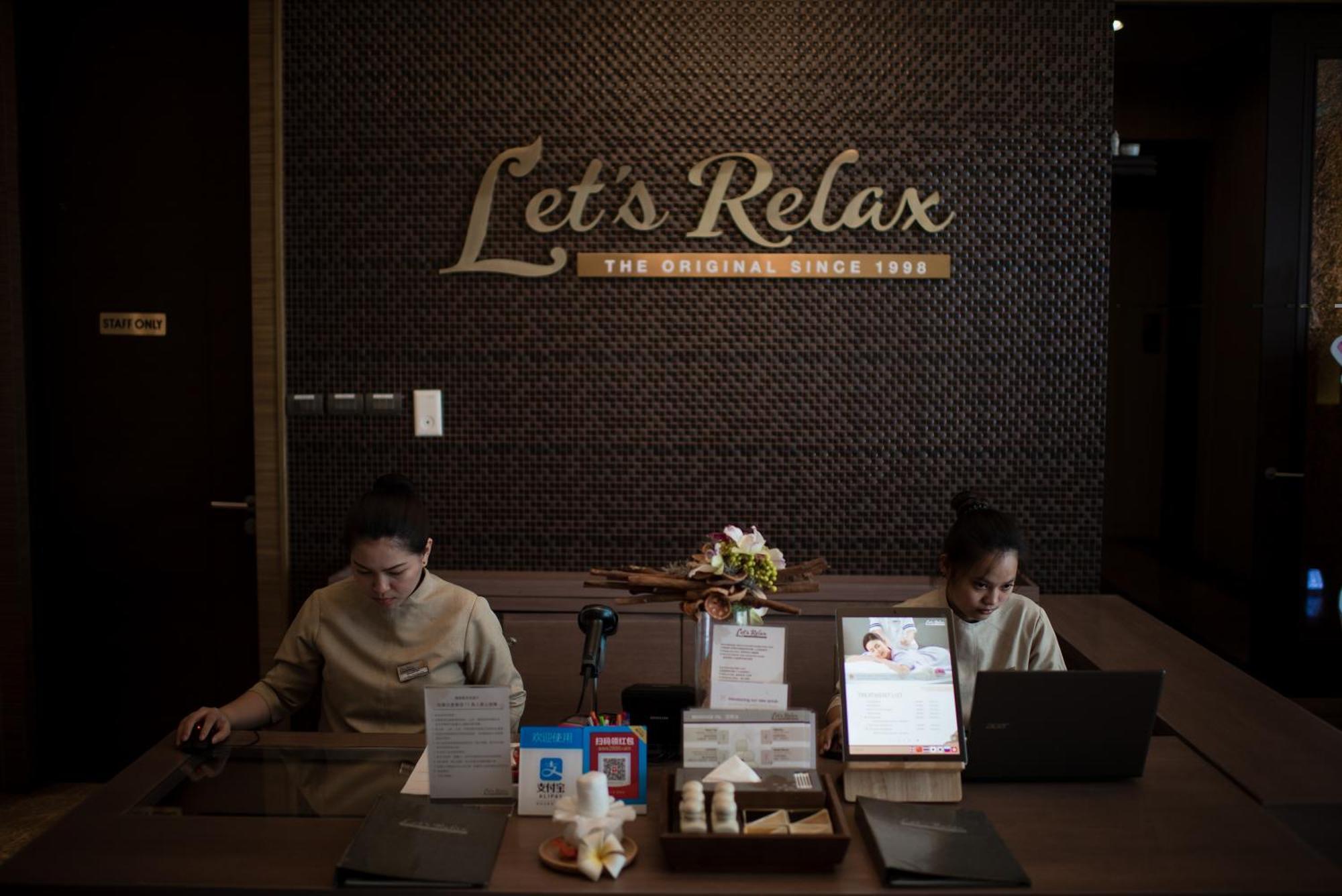 The Berkeley Hotel Pratunam Bangkok Extérieur photo